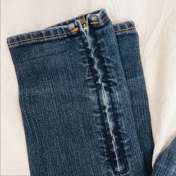 Abercrombie Distressed Jeans - Picture 5 of 5